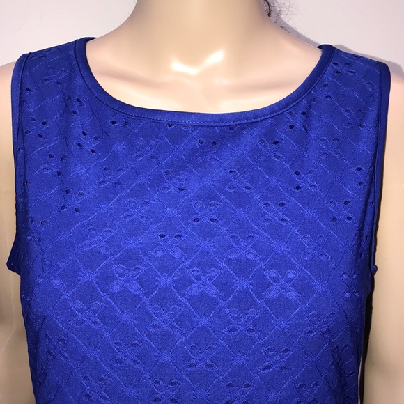 Blue dress - Picture 2 of 7